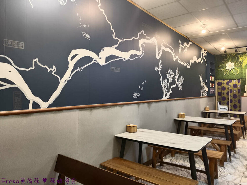 高雄市六龜區高雄旅遊│客庄山城趣│騎乘電輔車逛新威森林公園.六龜傳統辦桌菜+老街巡禮+檨仔腳DIY窯烤麵包.入住寶來