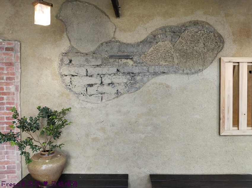 高雄市六龜區高雄旅遊│客庄山城趣│騎乘電輔車逛新威森林公園.六龜傳統辦桌菜+老街巡禮+檨仔腳DIY窯烤麵包.入住寶來