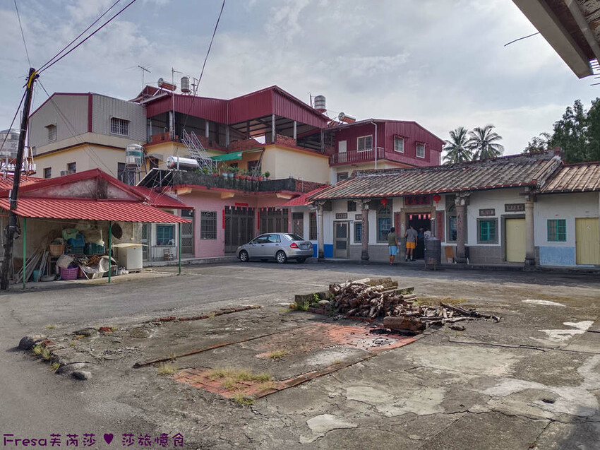 高雄市六龜區高雄旅遊│客庄山城趣│騎乘電輔車逛新威森林公園.六龜傳統辦桌菜+老街巡禮+檨仔腳DIY窯烤麵包.入住寶來