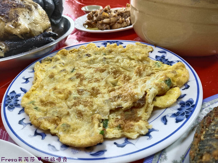 高雄市六龜區高雄旅遊│客庄山城趣│騎乘電輔車逛新威森林公園.六龜傳統辦桌菜+老街巡禮+檨仔腳DIY窯烤麵包.入住寶來