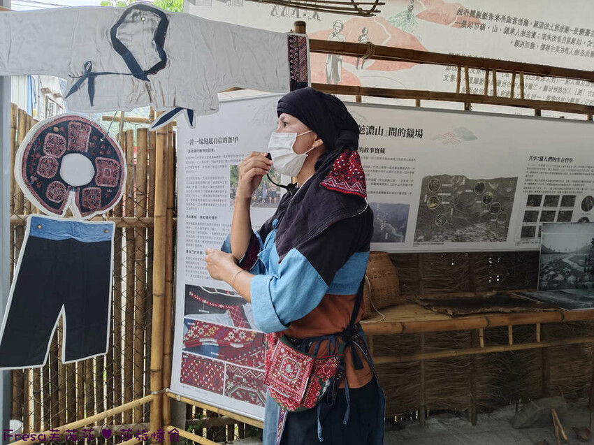 高雄市六龜區高雄旅遊│客庄山城趣│騎乘電輔車逛新威森林公園.六龜傳統辦桌菜+老街巡禮+檨仔腳DIY窯烤麵包.入住寶來