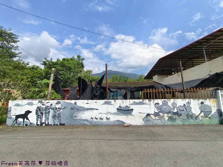 高雄市六龜區高雄旅遊│客庄山城趣│騎乘電輔車逛新威森林公園.六龜傳統辦桌菜+老街巡禮+檨仔腳DIY窯烤麵包.入住寶來