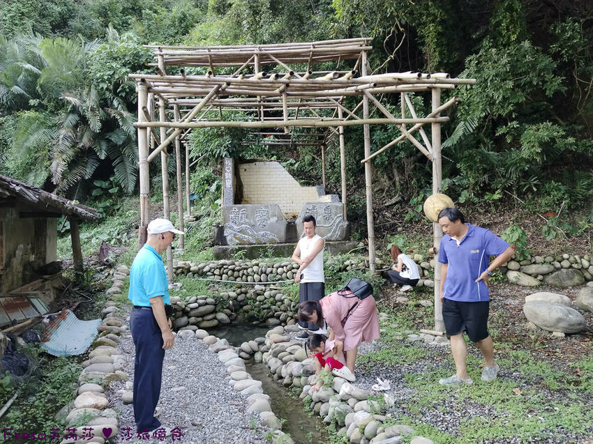 高雄市六龜區高雄旅遊│客庄山城趣│騎乘電輔車逛新威森林公園.六龜傳統辦桌菜+老街巡禮+檨仔腳DIY窯烤麵包.入住寶來