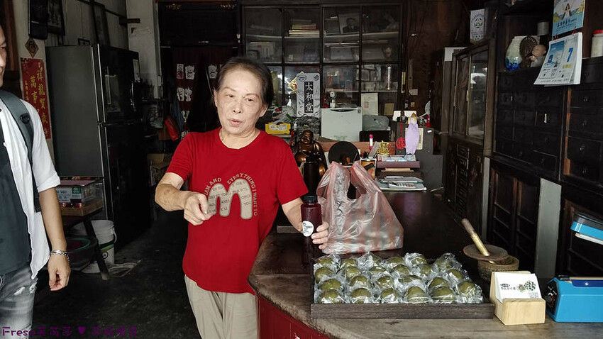 高雄市六龜區高雄旅遊│客庄山城趣│騎乘電輔車逛新威森林公園.六龜傳統辦桌菜+老街巡禮+檨仔腳DIY窯烤麵包.入住寶來