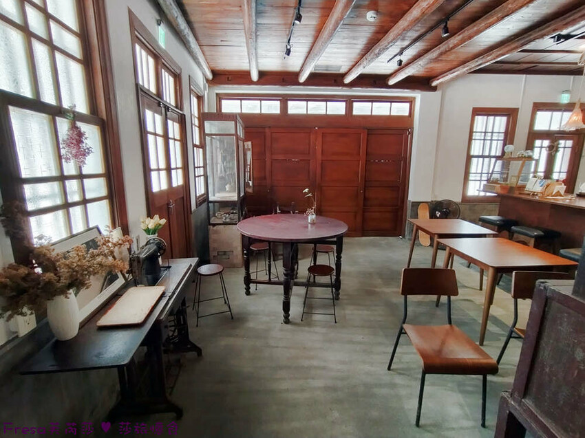 高雄市六龜區高雄旅遊│客庄山城趣│騎乘電輔車逛新威森林公園.六龜傳統辦桌菜+老街巡禮+檨仔腳DIY窯烤麵包.入住寶來