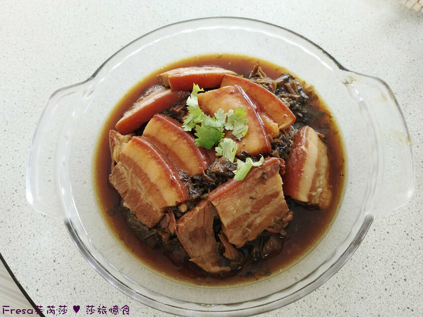 高雄市六龜區高雄旅遊│客庄山城趣│騎乘電輔車逛新威森林公園.六龜傳統辦桌菜+老街巡禮+檨仔腳DIY窯烤麵包.入住寶來