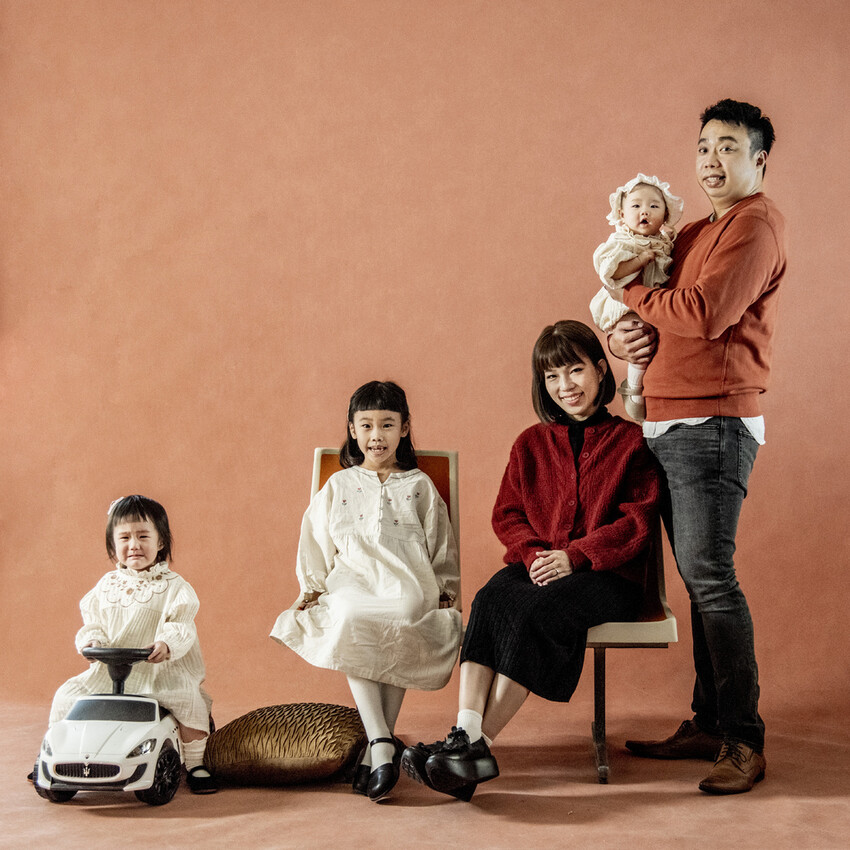 台南全家福推薦，復古民國風、一家三代全家福照！情緒飽滿獨特好