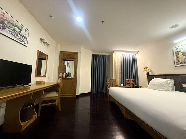 2024 D1✈️桃園機場➯✈️峴港機場➯🚌順化➯📸啟定皇陵