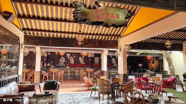 2024 D1✈️桃園機場➯✈️峴港機場➯🚌順化➯📸啟定皇陵