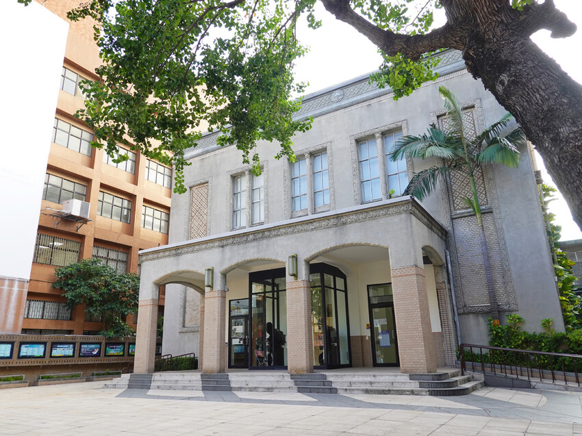 新竹市東區新竹市舊城一日遊懶人包｜下竹町、新竹市美術館、新竹州圖書館｜免費新竹觀光巴士