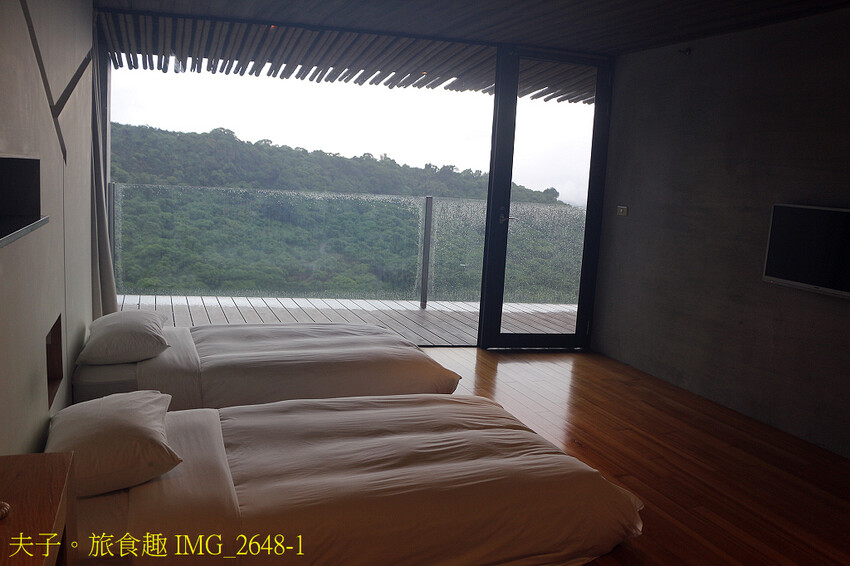 仙湖農場 迎山入目 同框焙灶寮的視野