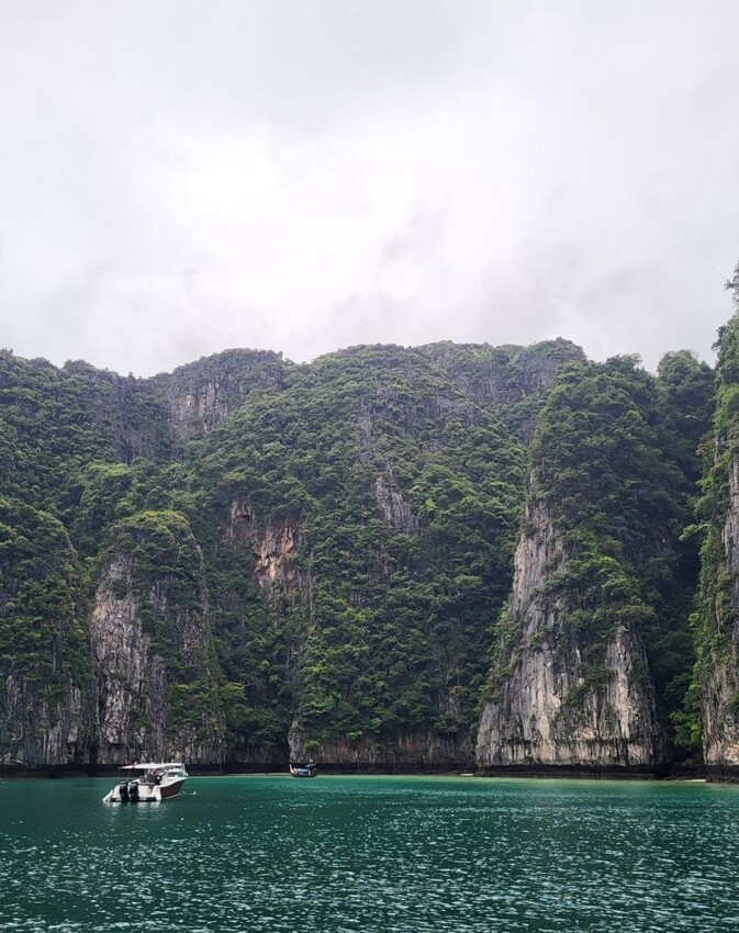 TOP8芭達雅必去景點推薦:水上市集、寺廟全都有,包車輕鬆玩全島!