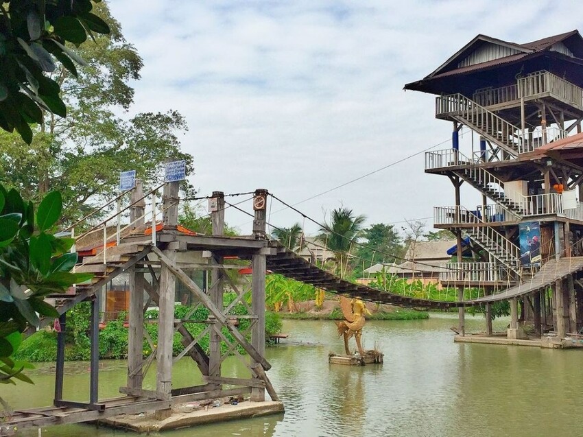 TOP8芭達雅必去景點推薦:水上市集、寺廟全都有,包車輕鬆玩全島!