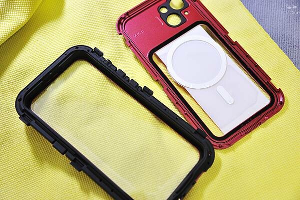 VP吸血鬼3C配件，手機防護專門，實用、便捷、全面防護的防水