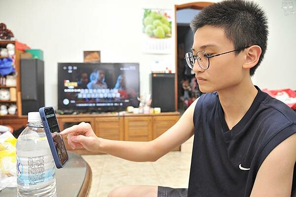 VP吸血鬼3C配件，手機防護專門，實用、便捷、全面防護的防水