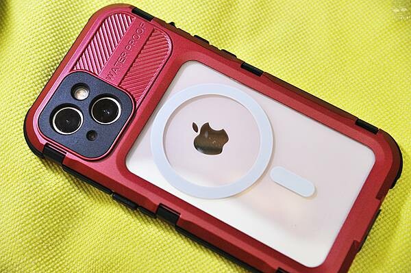 VP吸血鬼3C配件，手機防護專門，實用、便捷、全面防護的防水