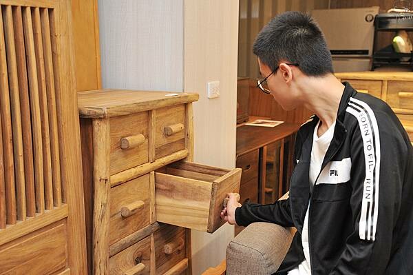 中友家具,台中家具推薦,擁有全台最大3000坪展示空間!品項