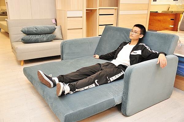 中友家具,台中家具推薦,擁有全台最大3000坪展示空間!品項