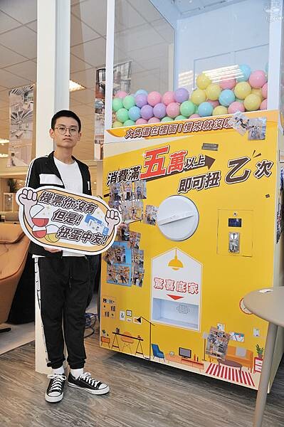 中友家具,台中家具推薦,擁有全台最大3000坪展示空間!品項