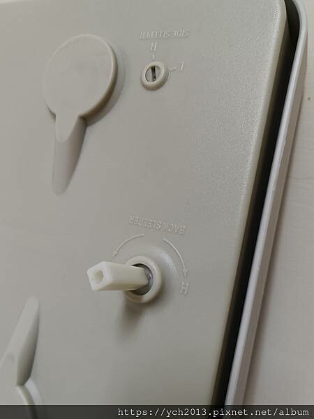 秝秝榮AirCozy智能氣動枕/可自動調整高度的功能性枕頭分 秝秝榮AirCozy智能氣動枕/可自動調整高度的功能性枕頭分