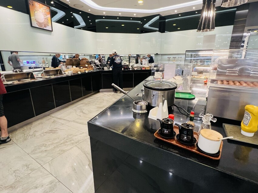 開箱長榮航空商務艙台北飛沖繩那霸