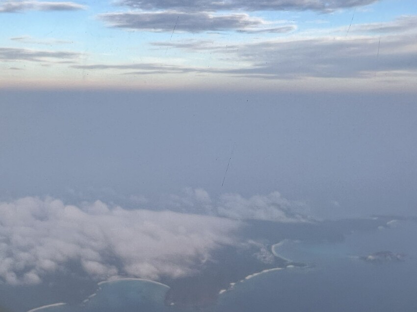 開箱長榮航空商務艙台北飛沖繩那霸