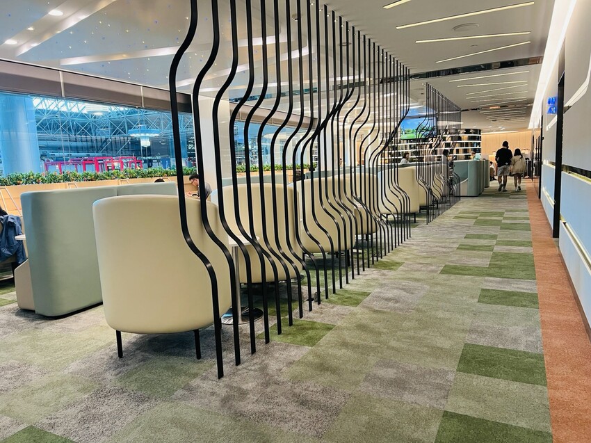 開箱長榮航空商務艙台北飛沖繩那霸