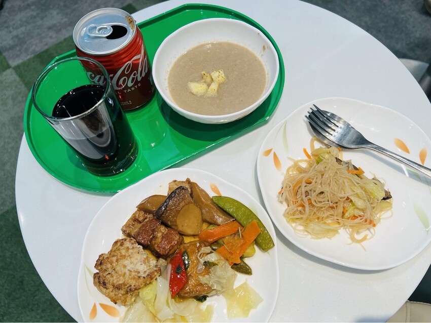 開箱長榮航空商務艙台北飛沖繩那霸