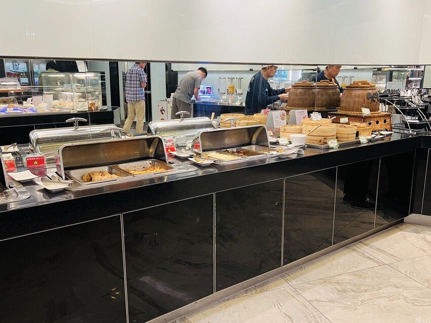 開箱長榮航空商務艙台北飛沖繩那霸