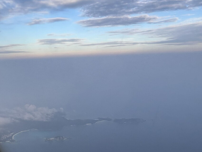 開箱長榮航空商務艙台北飛沖繩那霸