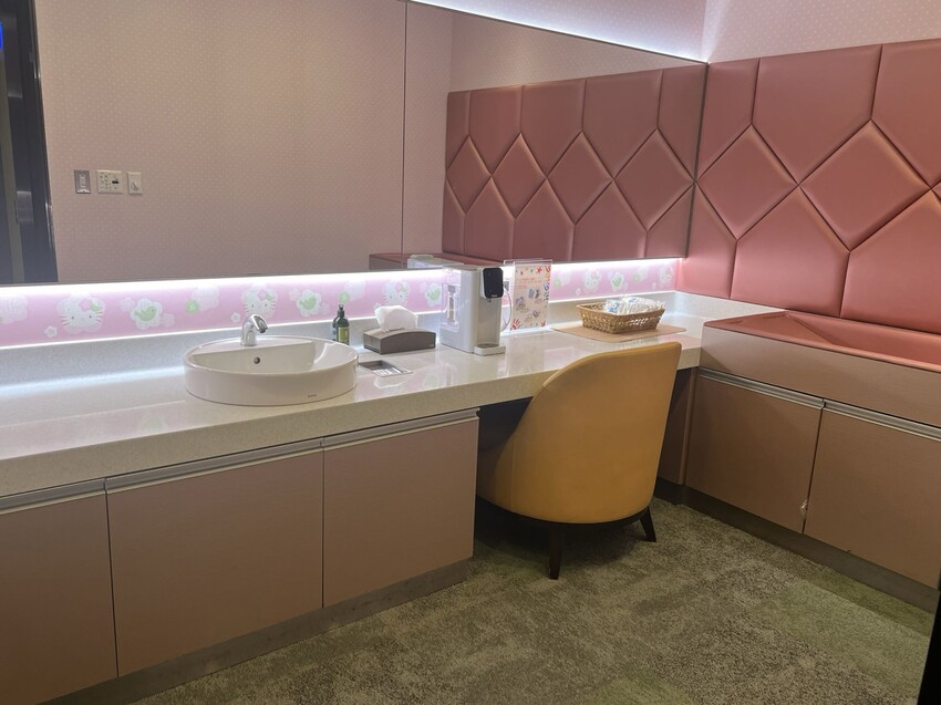 開箱長榮航空商務艙台北飛沖繩那霸