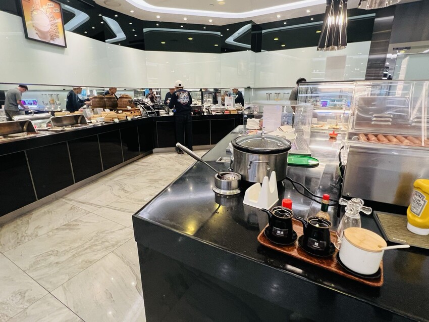 開箱長榮航空商務艙台北飛沖繩那霸