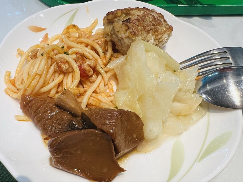 開箱長榮航空商務艙台北飛沖繩那霸