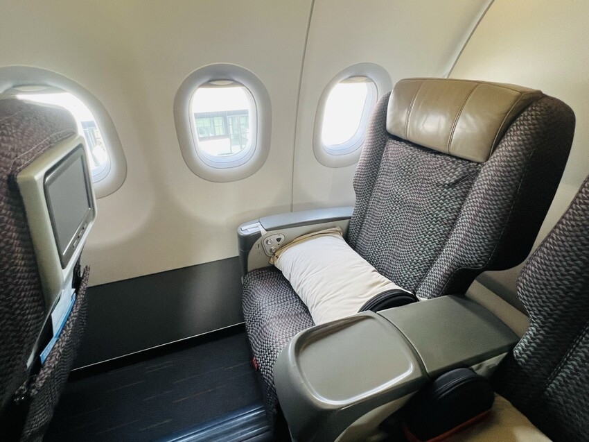 開箱長榮航空商務艙台北飛沖繩那霸