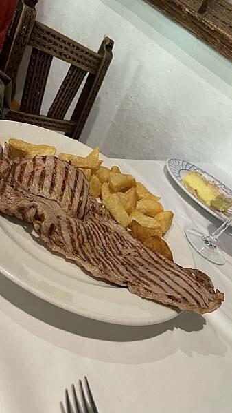 西班牙2024西班牙自由行-米其林美食推薦豬腳-塞哥維亞Mesón De Cándido (Segovia)