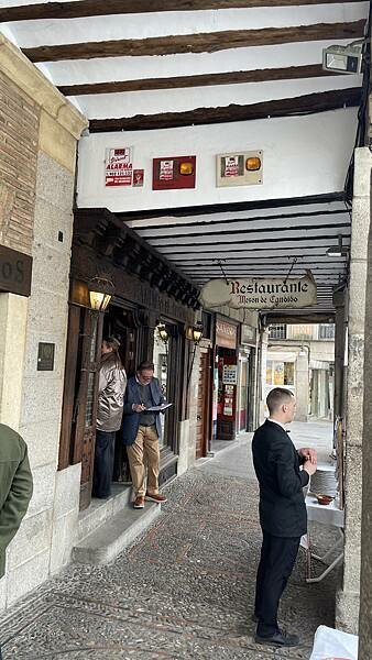 西班牙2024西班牙自由行-米其林美食推薦豬腳-塞哥維亞Mesón De Cándido (Segovia)