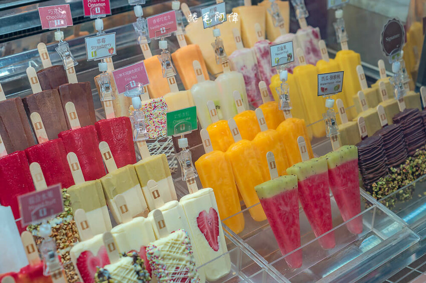 泰國Stickhouse Tha Maharaj | 曼谷瑪哈拉碼頭夢幻冰棒！超繽紛色彩看得我都流口水了～