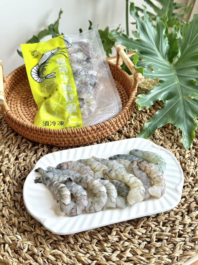 食譜分享|金沙蝦仁豆腐、可樂果蝦鬆-安永鮮物根島蝦仁 – 艾瑞絲的吃貨日常