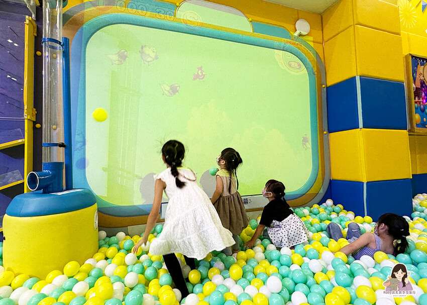 【土城親子館】PaPark爬爬客親子樂園-土城日月光店-彩虹 【土城親子館】PaPark爬爬客親子樂園-土城日月光店-彩虹