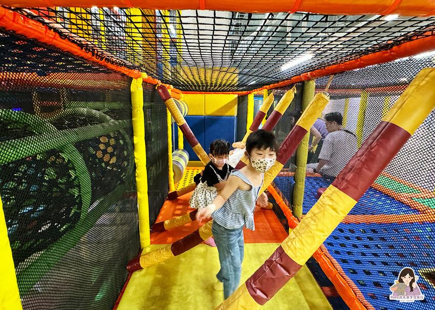 【土城親子館】PaPark爬爬客親子樂園-土城日月光店-彩虹 【土城親子館】PaPark爬爬客親子樂園-土城日月光店-彩虹