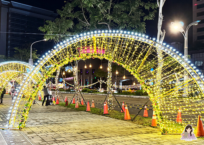 【2024新北歡樂耶誕城】開城前走透透，11月15日點燈開城