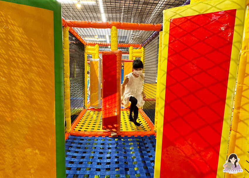 【土城親子館】PaPark爬爬客親子樂園-土城日月光店-彩虹 【土城親子館】PaPark爬爬客親子樂園-土城日月光店-彩虹