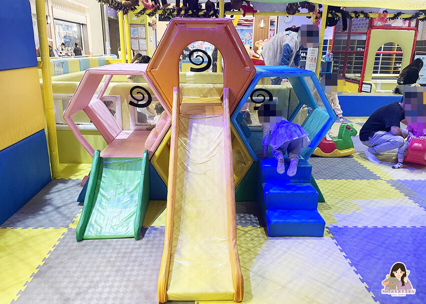 【土城親子館】PaPark爬爬客親子樂園-土城日月光店-彩虹 【土城親子館】PaPark爬爬客親子樂園-土城日月光店-彩虹