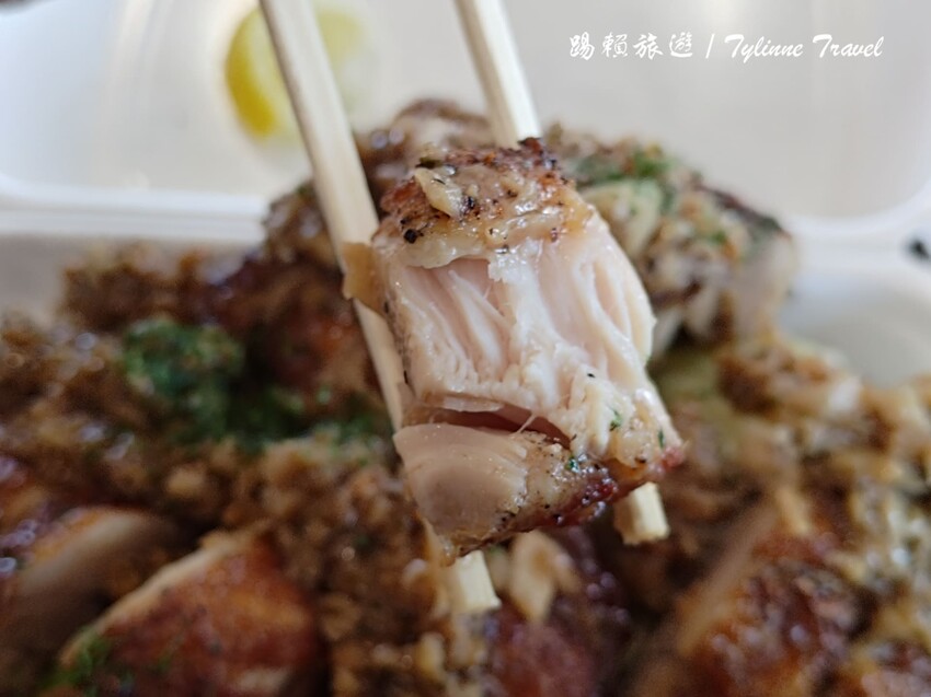 沖繩購物美食一次滿足!Blue Water Shrimp夏威夷餐,兩倍肉量日式和風雞定食。