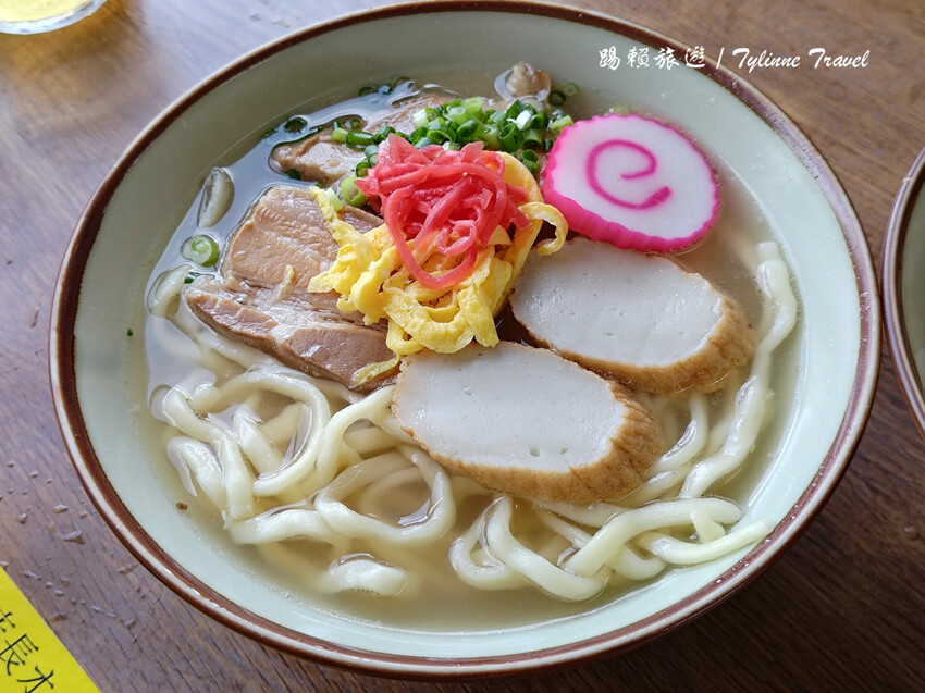 沖繩蕎麥麵專賣！沖繩在地人氣蕎麥麵「當南食堂」東南植物園旁美食推薦。