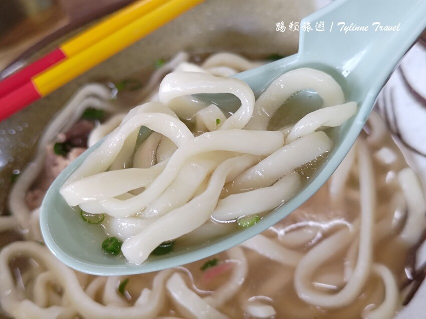 沖繩蕎麥麵專賣！沖繩在地人氣蕎麥麵「當南食堂」東南植物園旁美食推薦。