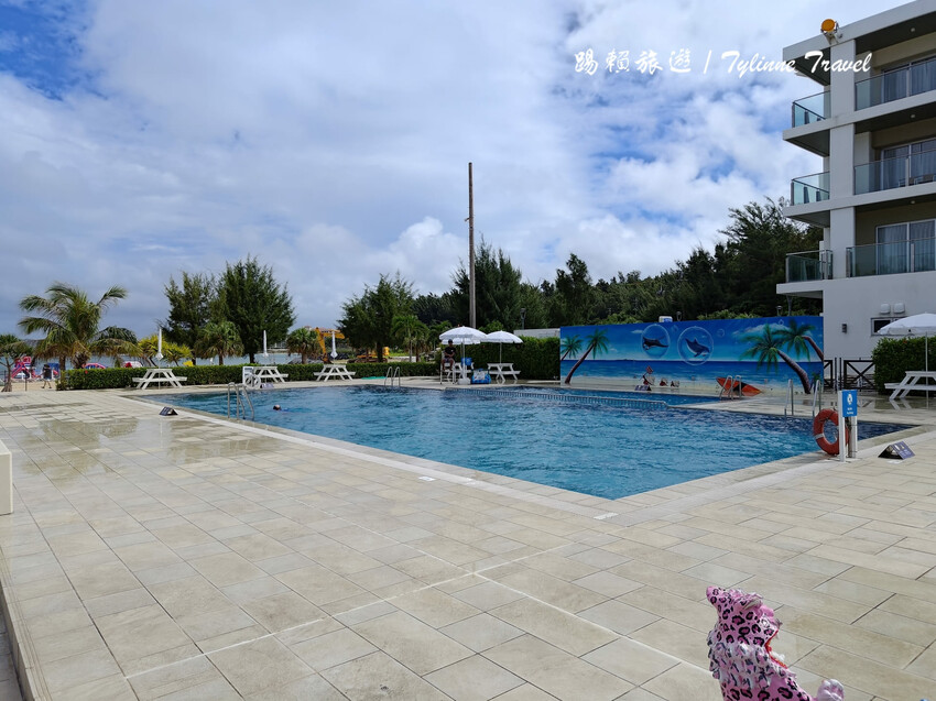 沖繩平價海景飯店「喜璃愈志LCH」每晚不到1500元，私人海灘超享受。