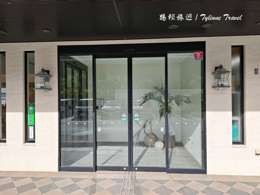沖繩平價海景飯店「喜璃愈志LCH」每晚不到1500元，私人海灘超享受。