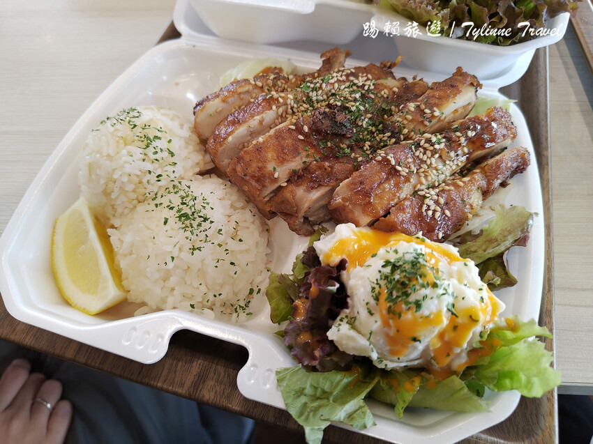 沖繩購物美食一次滿足!Blue Water Shrimp夏威夷餐,兩倍肉量日式和風雞定食。