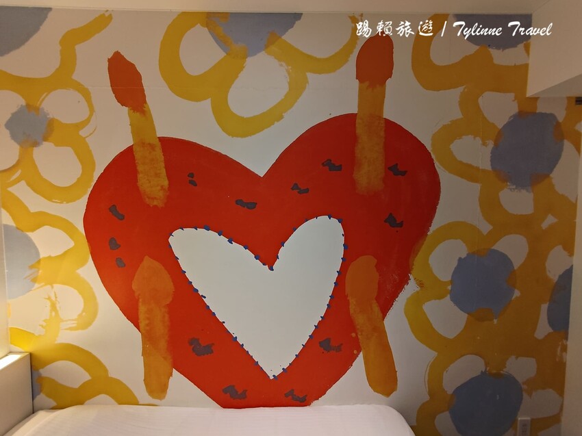 沖繩ART STAY藝術飯店！日本清酒免費喝到飽，步行直達國際通。